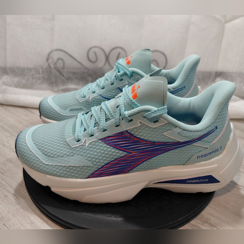 NEW Diadora Women Frequenza 2 Running Workout Shoes in Light Aqua Blue SIZE 9